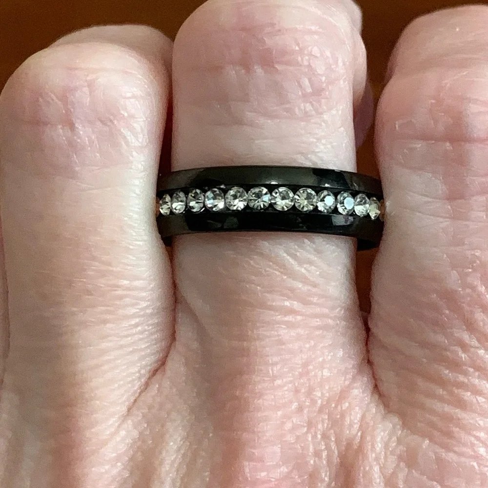 Black ring with rhinestones size 10.75